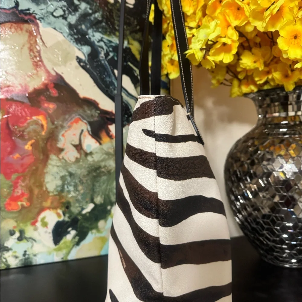 Dooney & Bourke Zebra Stripe Tote - Black and Brown / NWOT